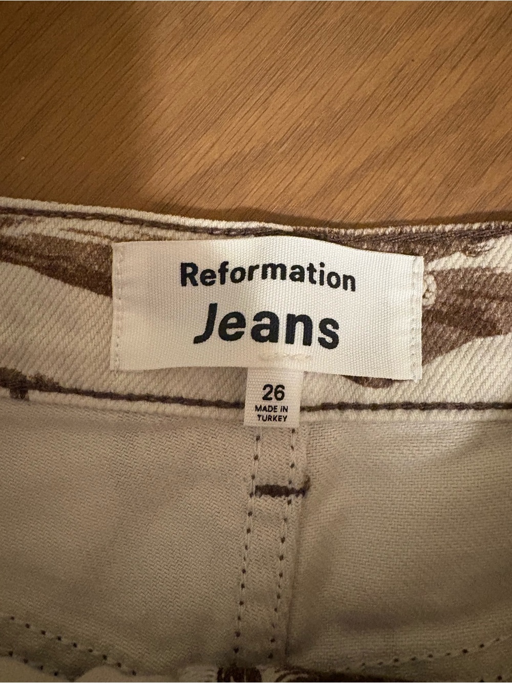 Reformation Sonora Jeans Desert Sand Western Cowboy Print Jeans in Size 26 - Picture 3 of 4